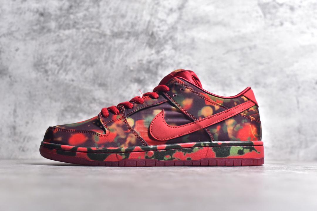 Nike SB Dunk Low The Wizard of Oz Poppy Field FZ1291-600
